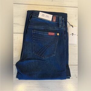 7 For All Mankind Dojo Original Jeans Women’s Flare leg Trousers NWT Size 25